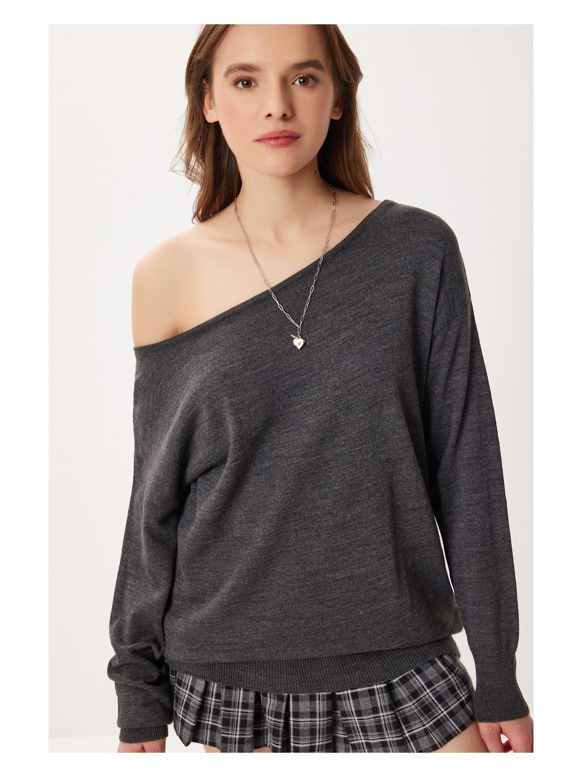 Happiness İstanbul Açık Omuzlu Triko Kazak LFN0142 Lacivert - Görsel 3