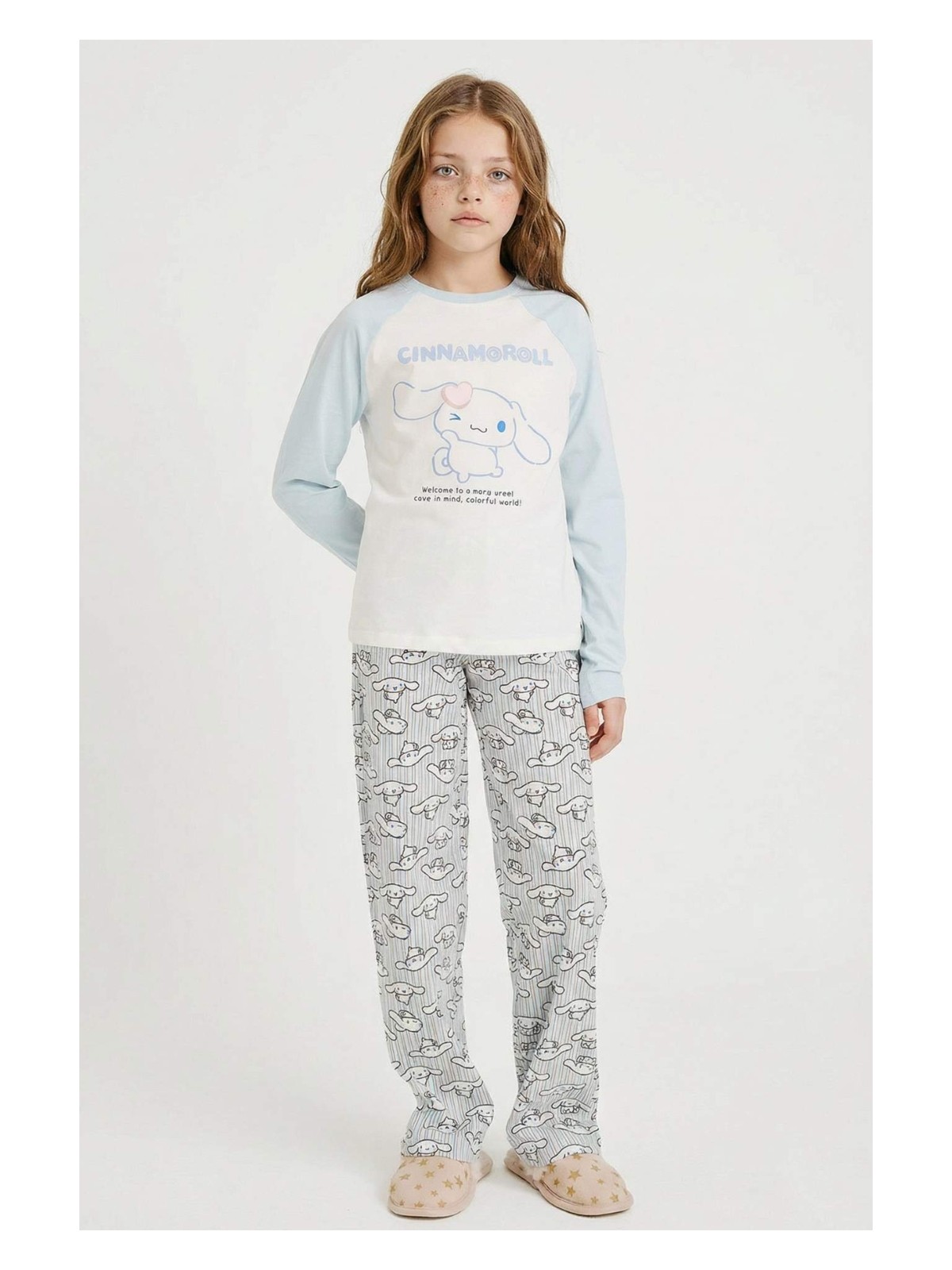 DeFacto %100 Pamuklu Cınnamoroll Beli Lastikli Pijama Takımı Kız Çocuk G3296A825WN