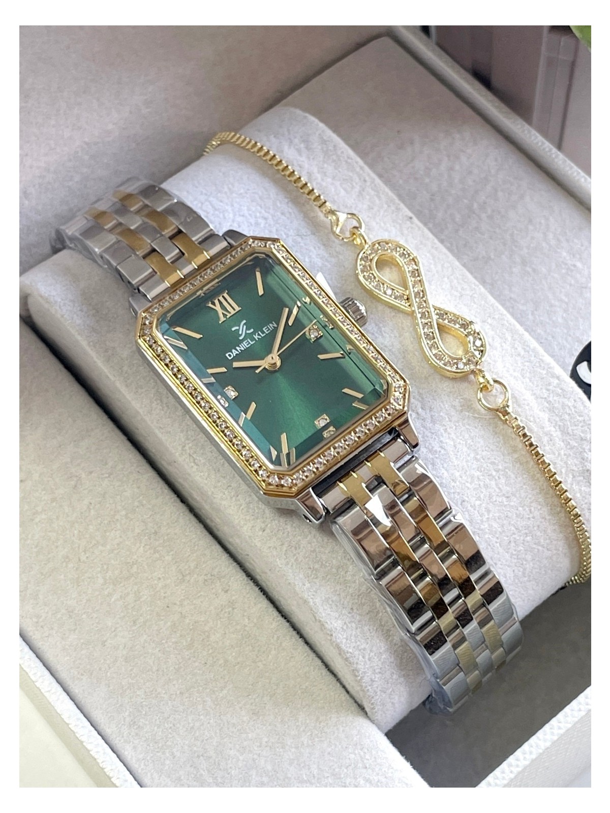 Daniel Klein Çelik Taşlı Dikdörtgen Kadın Kol Saati Garantili 3 Atm Su Geçirmezlik Bileklik Hediyeli DKN23C1