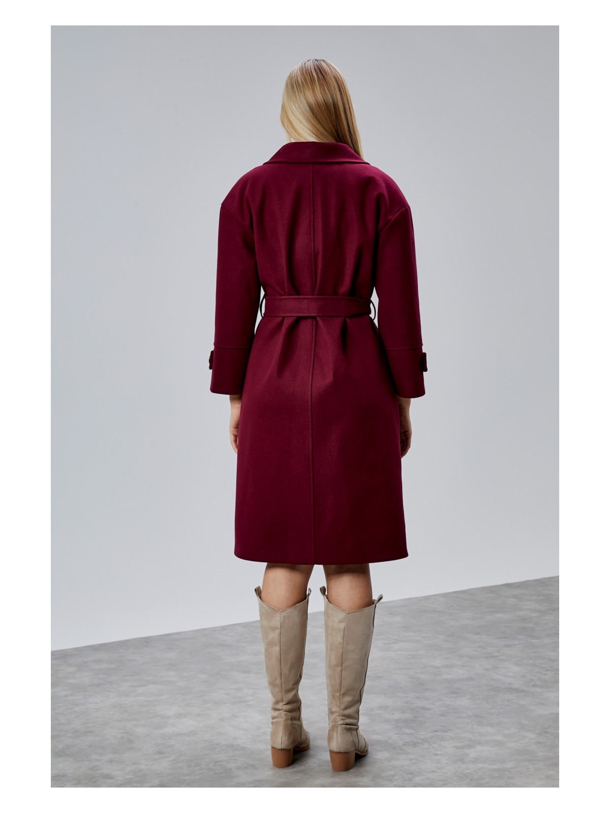 Bolivente Bordo Kuşaklı Oversize Kaşe Kaban - Görsel 4