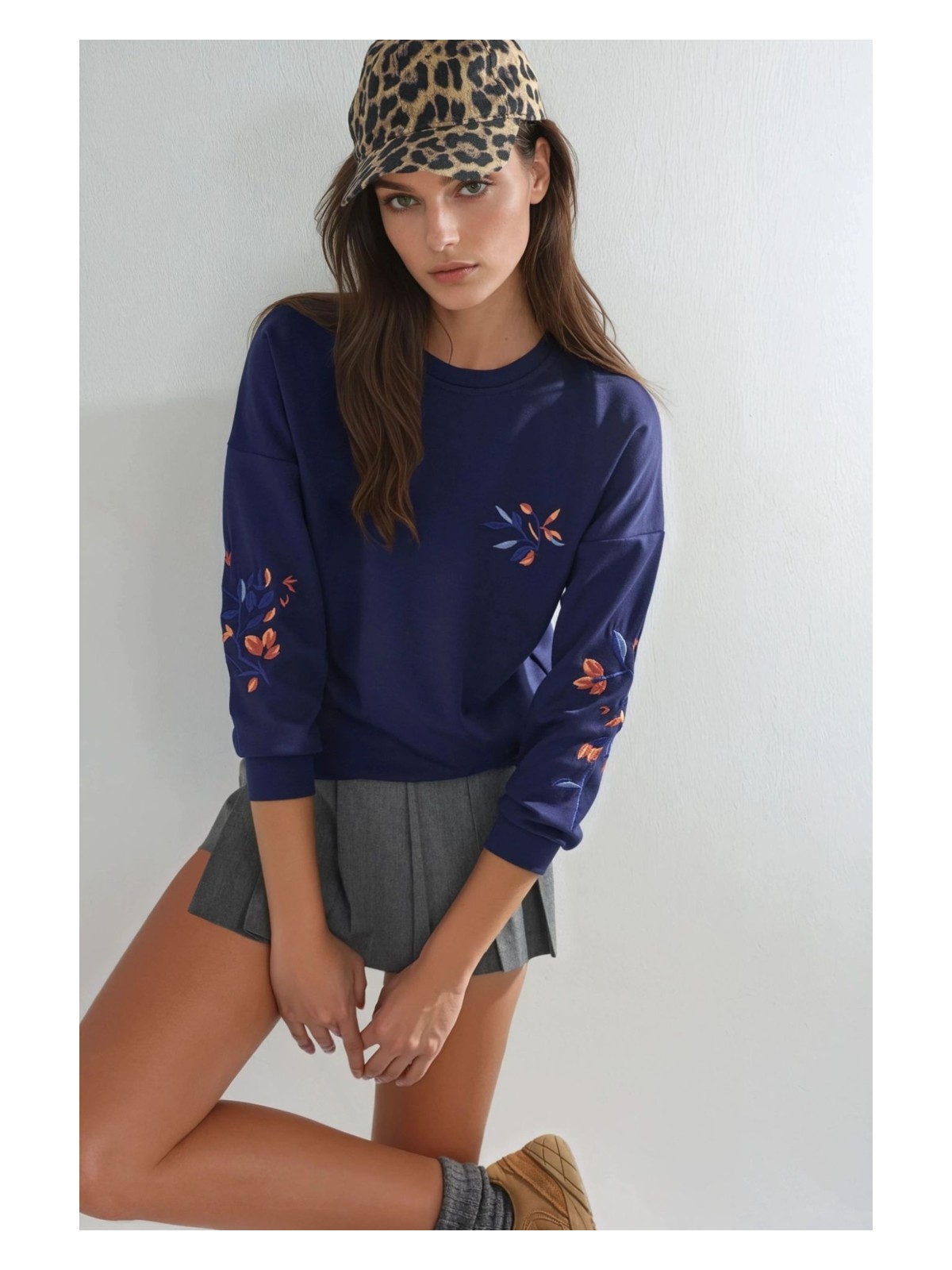 Hiccup Kadın Modal Dokulu İşlemeli Bisiklet Yaka Sweatshirt Berşan Collection Bordo Kırmızı - Görsel 4