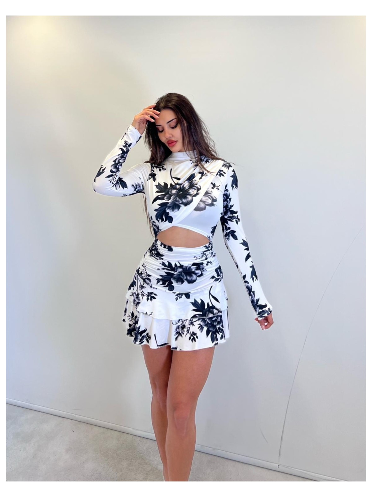 Pink Life Siyah Çiçek Des.uzun Kol.fırfır Etekli Mii Elb.