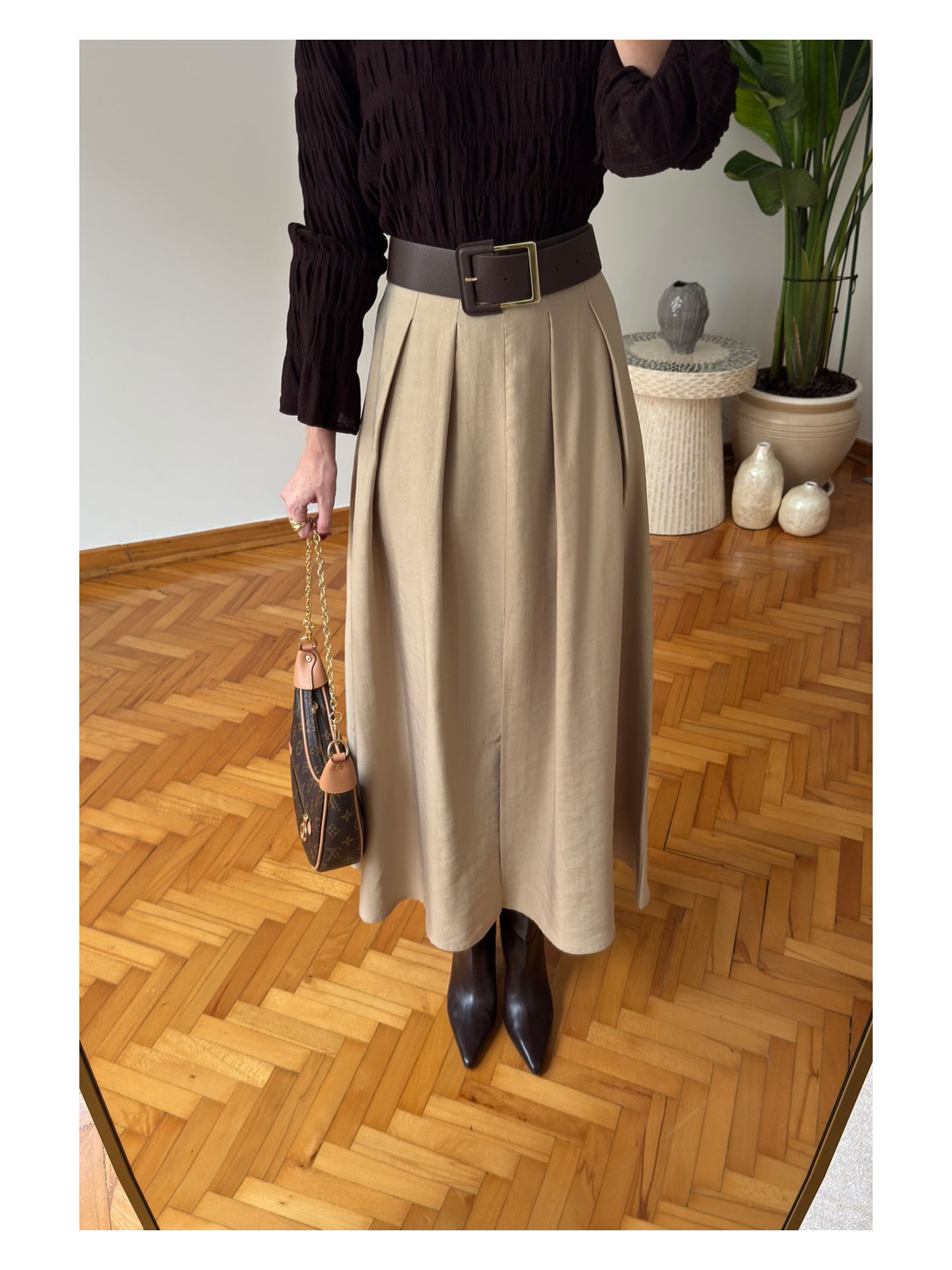 Magarde Kemer Detaylı Önü Yırtmaçlı Midi Etek- Siyah - Görsel 7