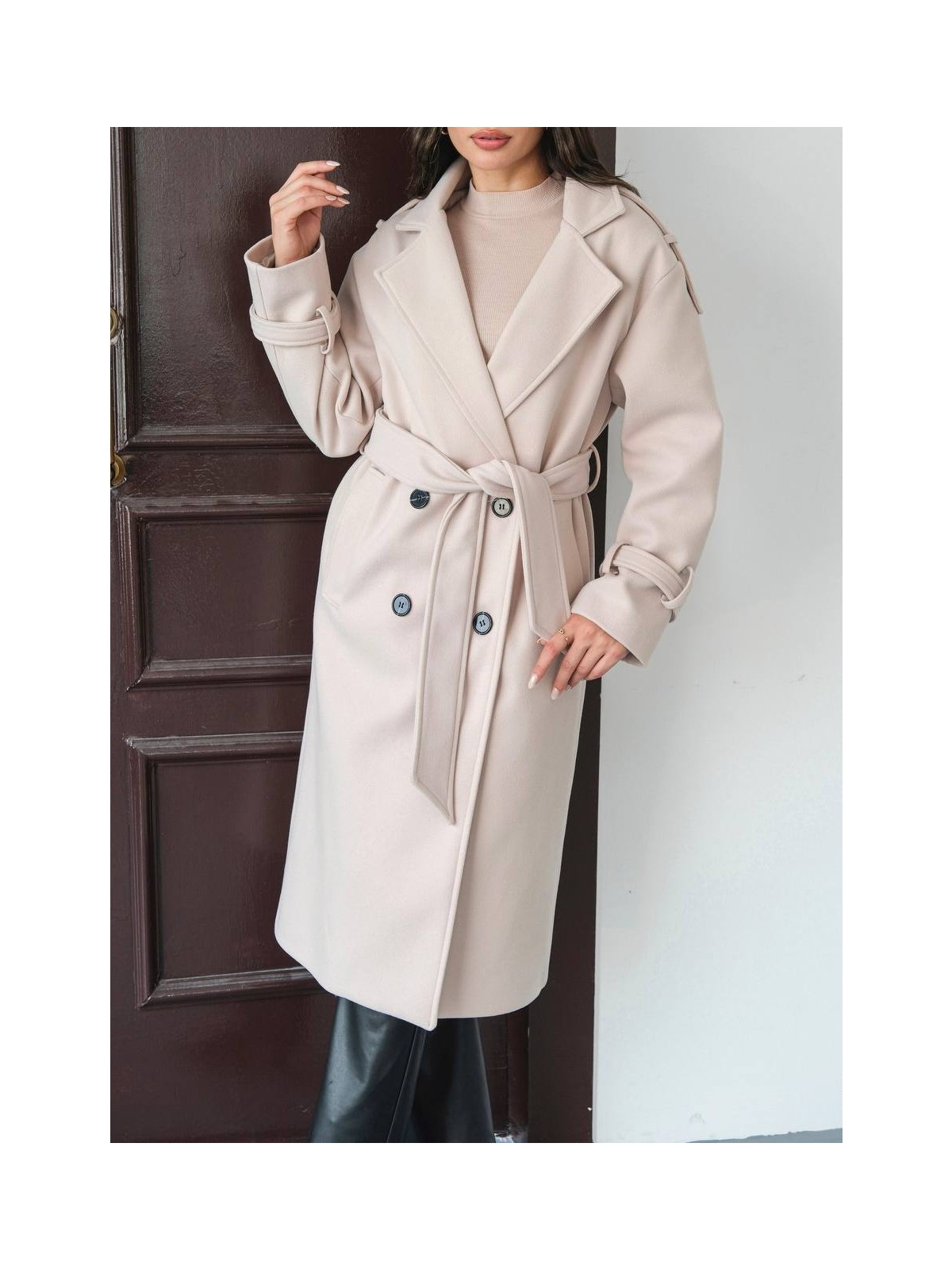 Arzu Has Butik Yeni Sezon Kruvaze Yaka Kuşaklı Astarlı Ithal Kaşe Kaban - Görsel 6