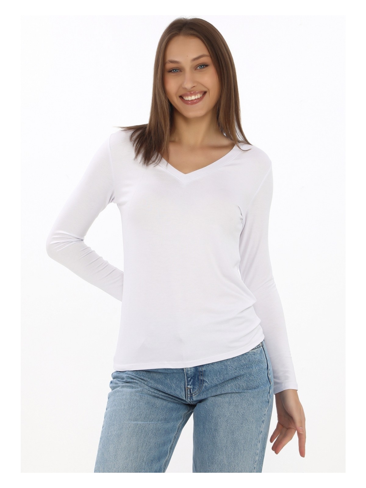 Penye Bizden Yumuşak, Rahat ve Şık Viskon V Yaka Tişört-Siyah - Görsel 5