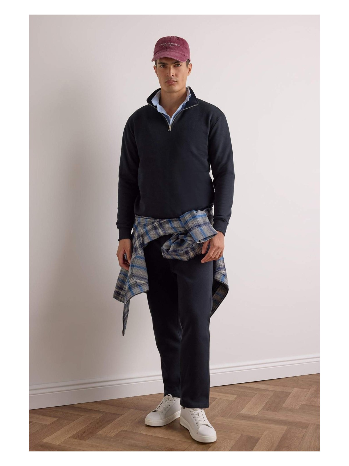 DeFacto Regular Fit Beli Bağcıklı Cepli Düz Paça Kalın Eşofman Altı D7836AX25AU - Görsel 4