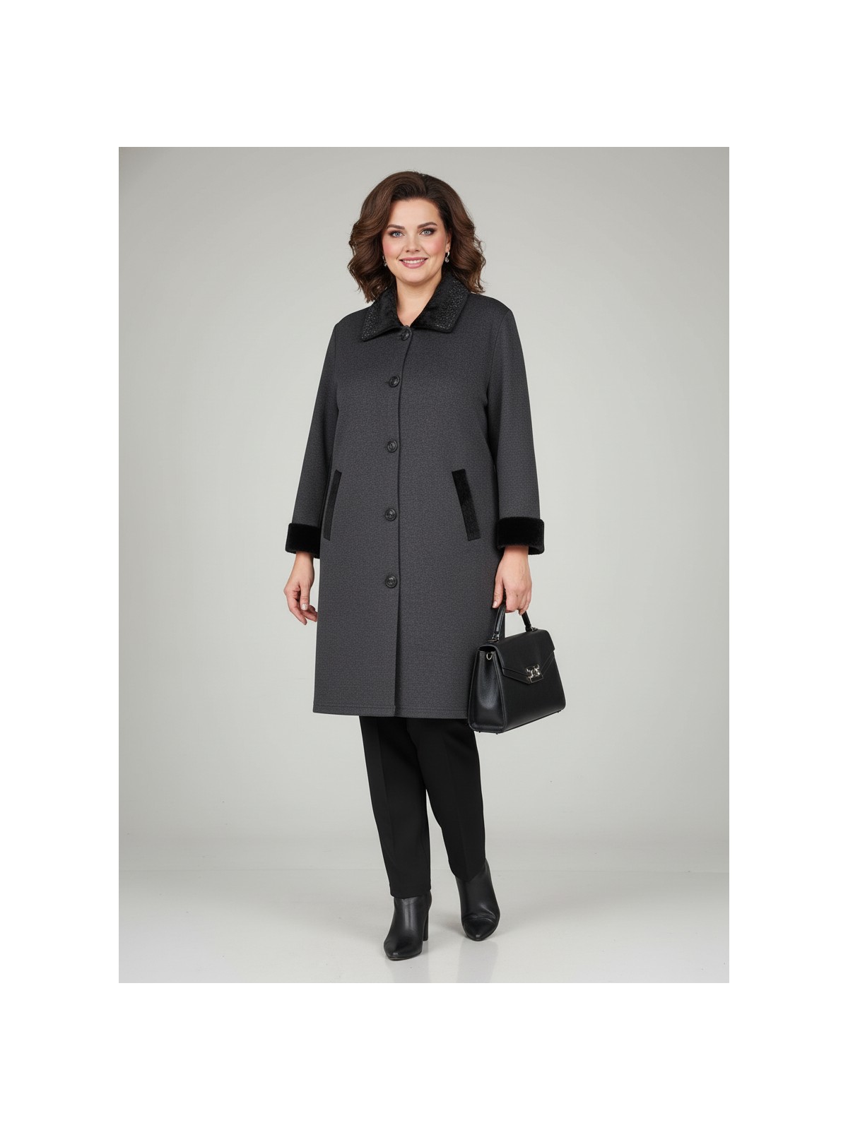 Laden Triko Kadın Kalın Çelik Örgü Kap Kürklü Battal Büyük Beden Kürklü ve Taşlı Uzun Anne Kışlık Hırka - Görsel 4