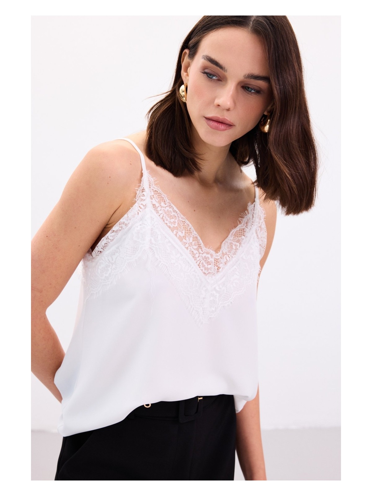 Sateen Dantel Detaylı Askılı Bluz - Bej - Görsel 5