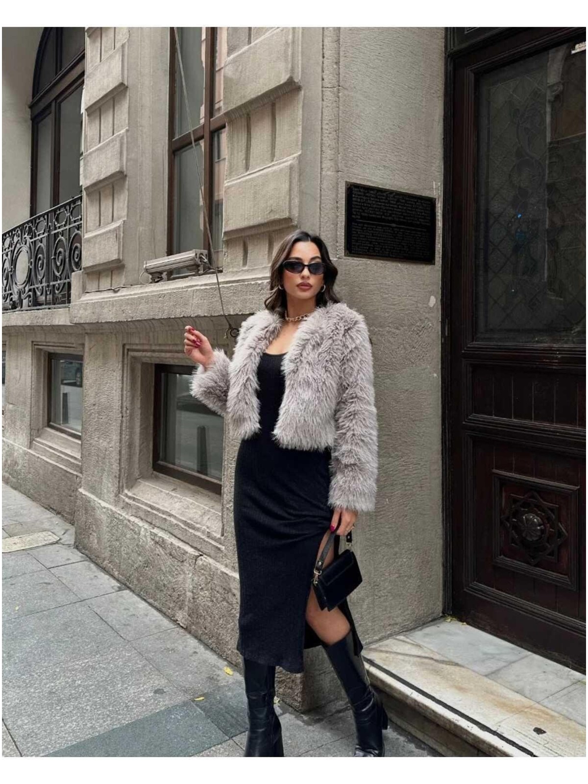 Moda Durağı Yakasız Ithal Kaliteli Kürk Ekru