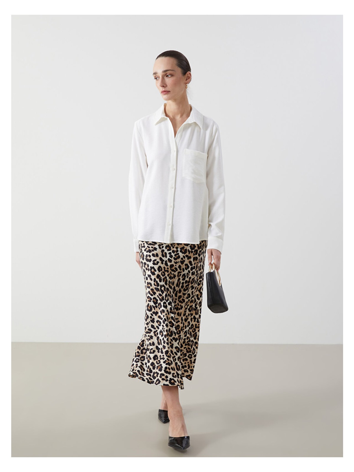 LC Waikiki Lc Waikiki Yeni Sezon Leopar Desenli A Kesim Saten Kadın Etek