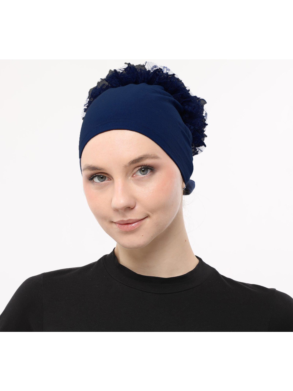 Sensu Önü Dikişli Arkadan Bağlamalı Topuz Dantelli Fırfırlı Tesettür Iç Bone