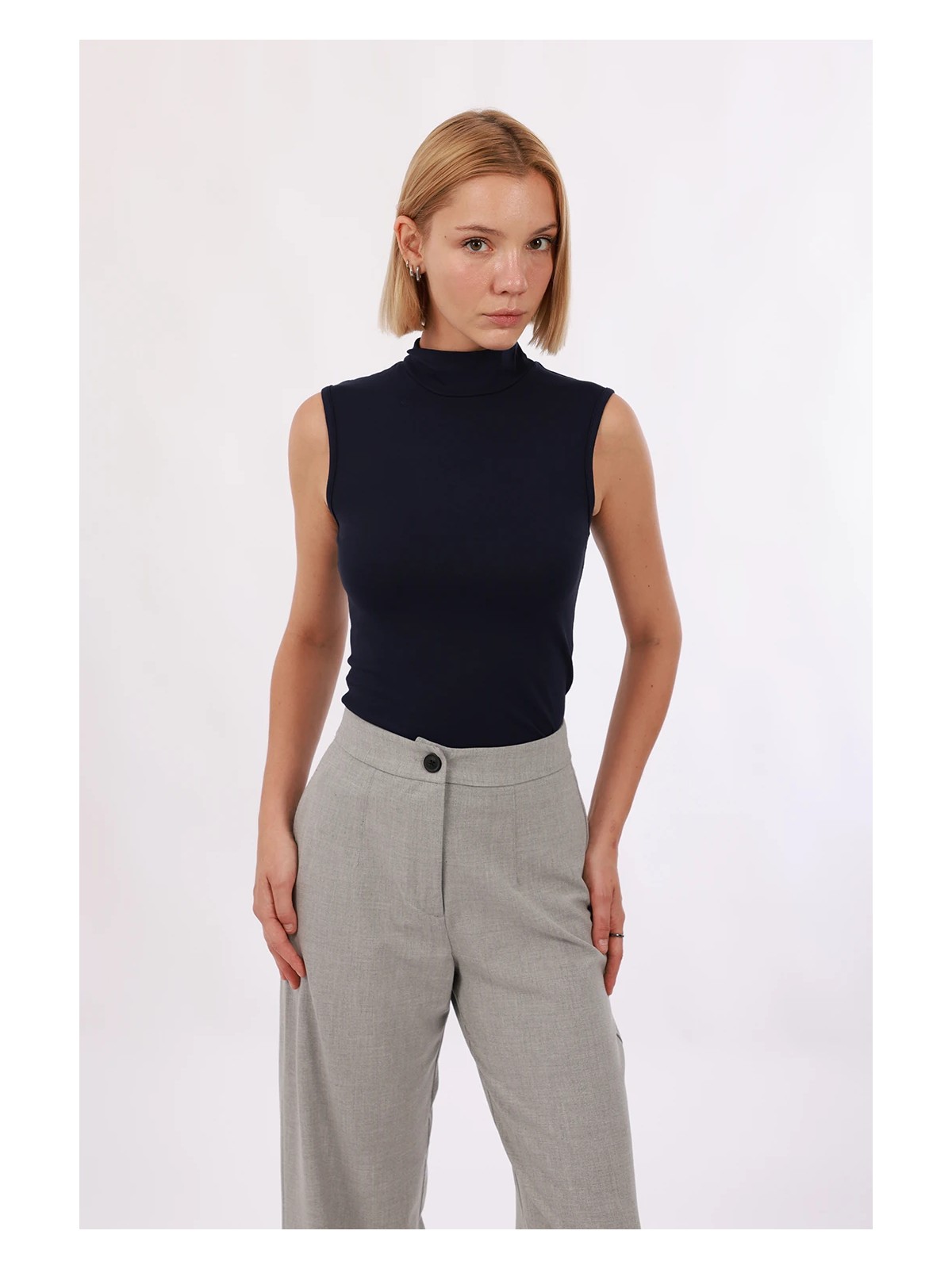 Yade Fashion Kadın Kolsuz Bluz 4’lü Set - Görsel 5