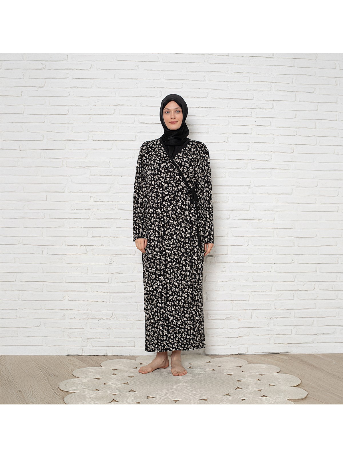 Madame Clara Yandan Bağlamalı Kadın Mevsimlik Namaz Elbisesi, Terletmeyen Namaz Kıyafeti, Dökümlü Ferace