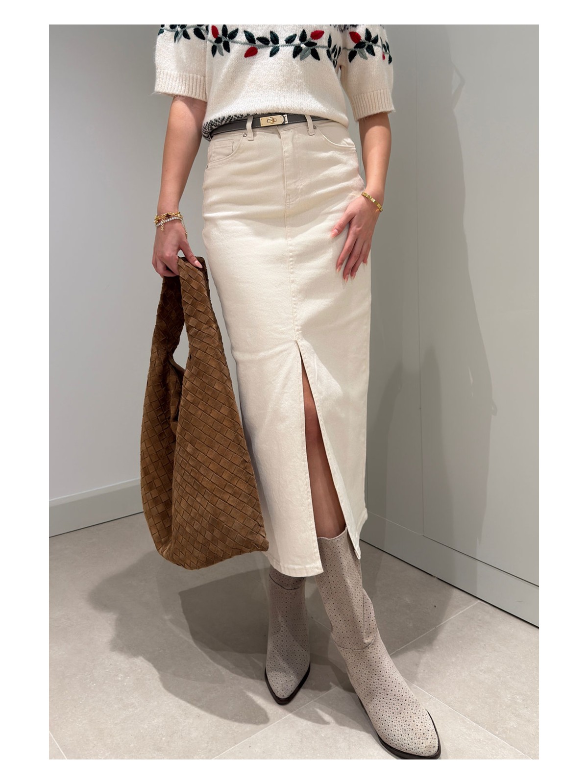 Magarde Kemerli Önü Yırtmaçlı Kalem Etek- Bej