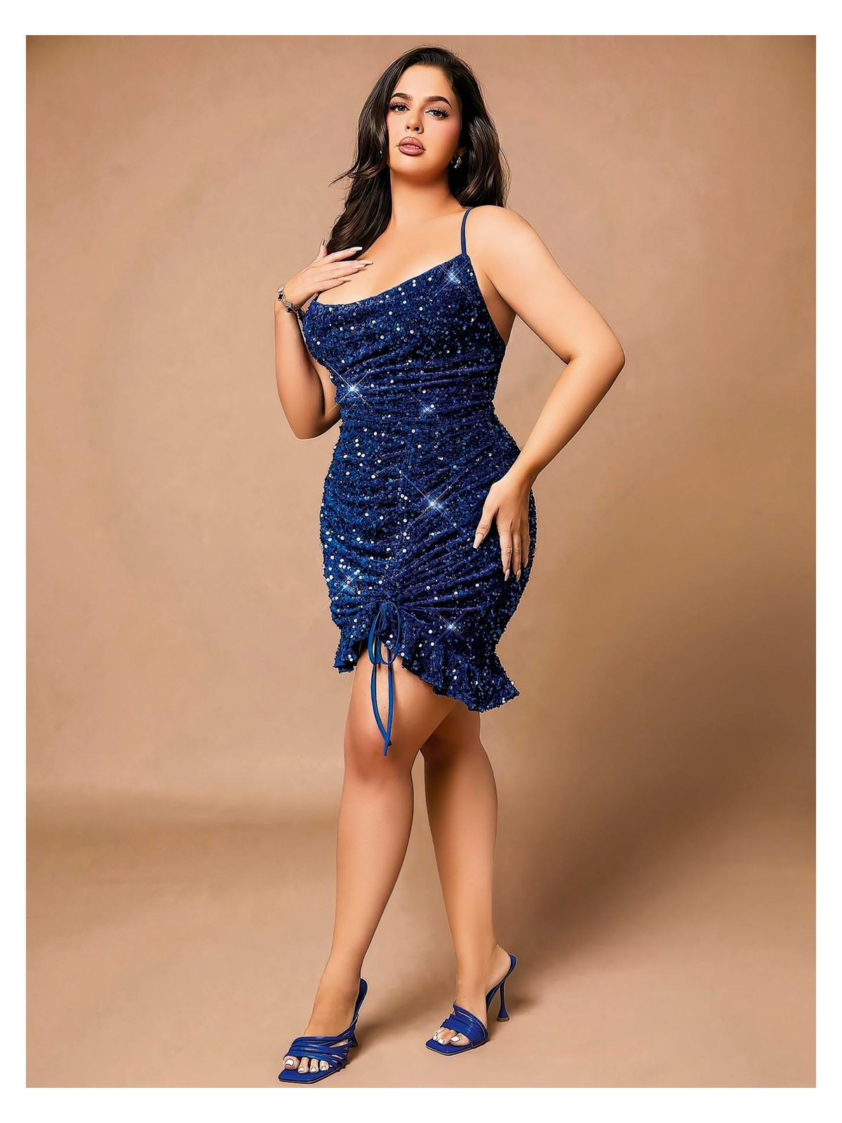 Miray Life Özel Tasarım Büyük Beden Mavi Payetli Parlak Işıltılı Büzgülü Mavi Mini Club Elbisesi