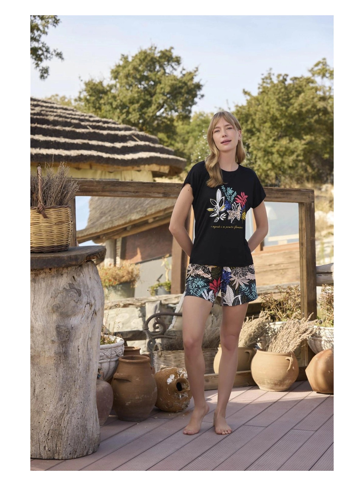 Herşeytrend Litae Yaprak Desenli ve Baskılı O Segredo E Se Permitir Florescer Şort Takımı