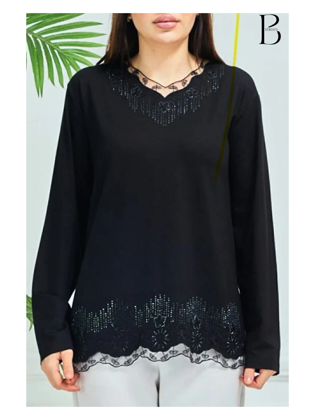 BURSPA Rahat Kesim V Yaka Etek Ucu Tül Inci Işlemeli Mürdüm Anne Penye Bluz - Görsel 3
