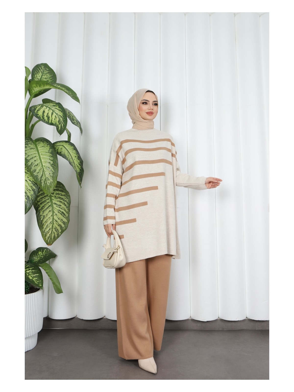 Nisum Moda Çizgi Detaylı Triko Takım