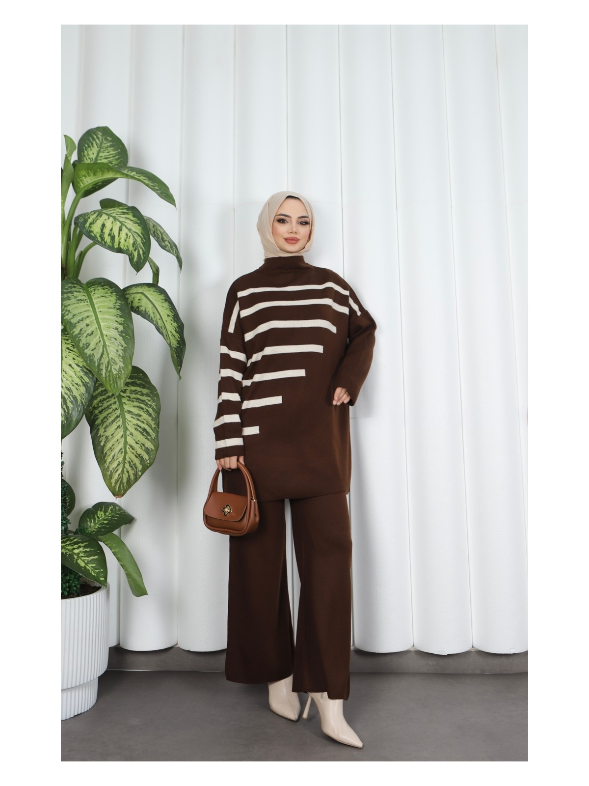 Nisum Moda Çizgi Detaylı Triko Takım - Görsel 5