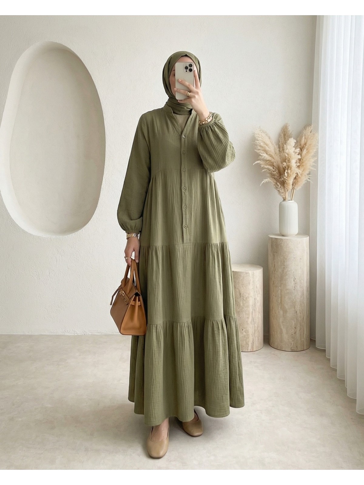 Modamorfo V Yaka Yarım Düğmeli Kolu Lastikli Parçalı Müslin Elbise -Taş - Görsel 4