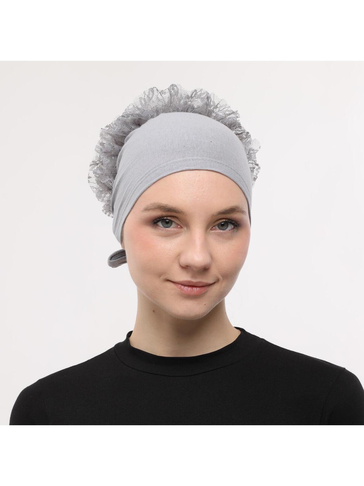 Sensu Önü Dikişli Arkadan Bağlamalı Topuz Dantelli Fırfırlı Tesettür Iç Bone - Görsel 6