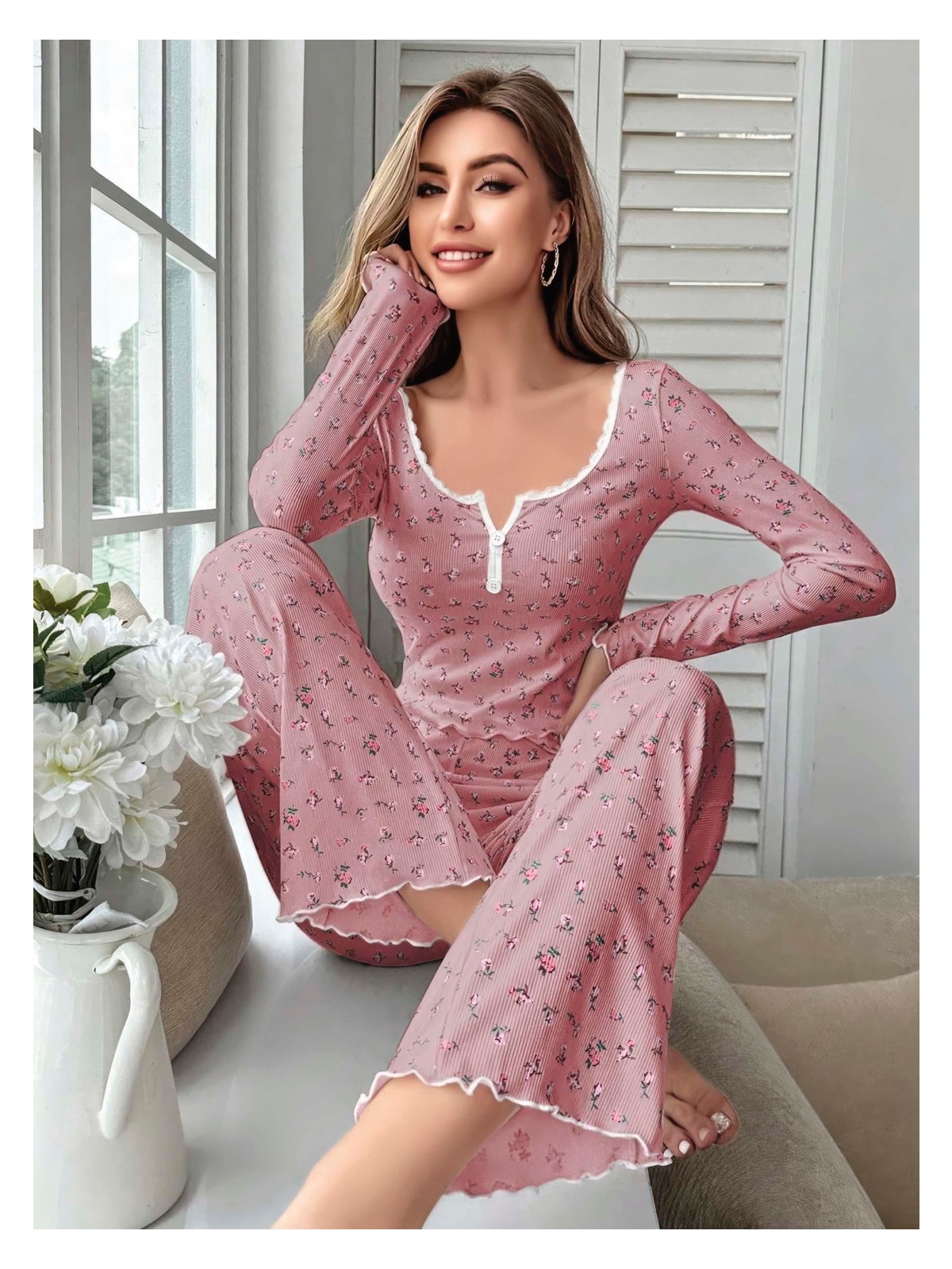 Kadın Çiçek Desenli Yumuşak Pamuklu Uzun Pijama Takımı 5132