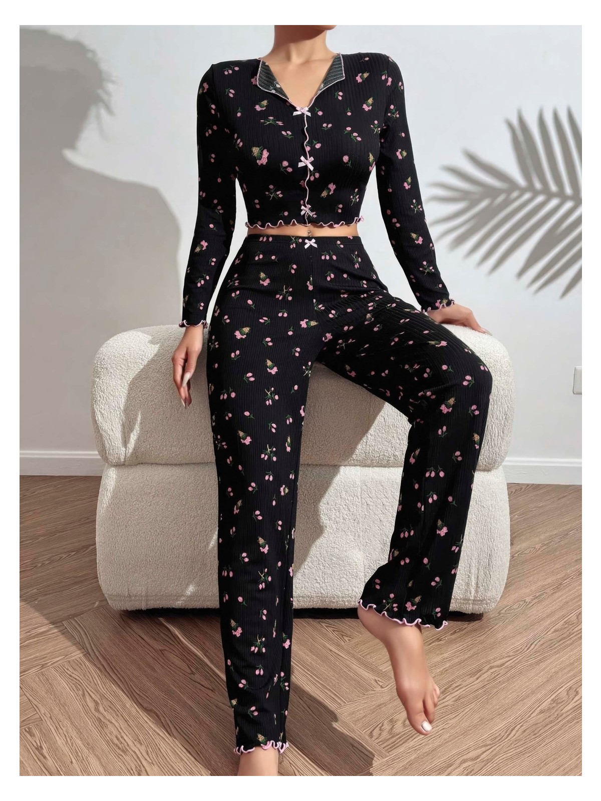 Kadın Çiçek ve Fiyonk Desenli Yumuşak Pamuklu Uzun Pijama Takımı 5134