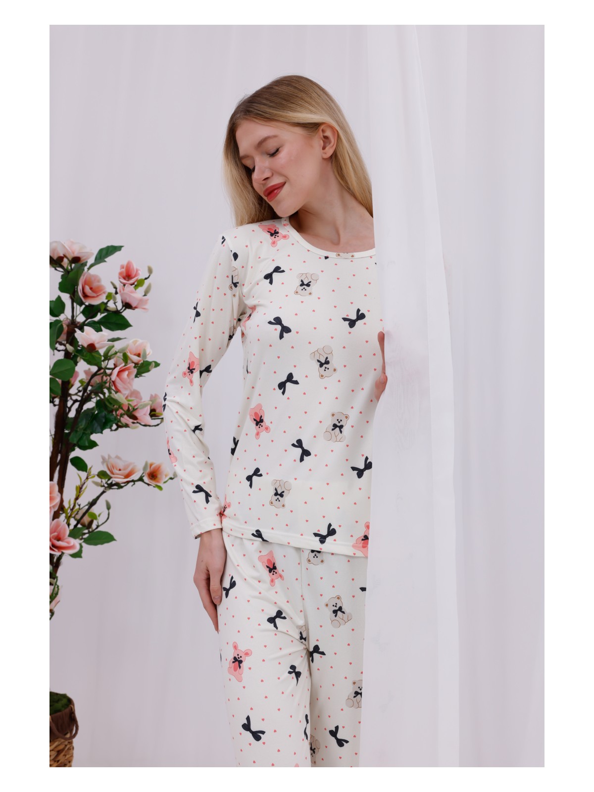 Arvin Pijama Kadın Yumuşak Dokulu Rahat Kalıp Uzun Kollu Örme Pijama Takımı