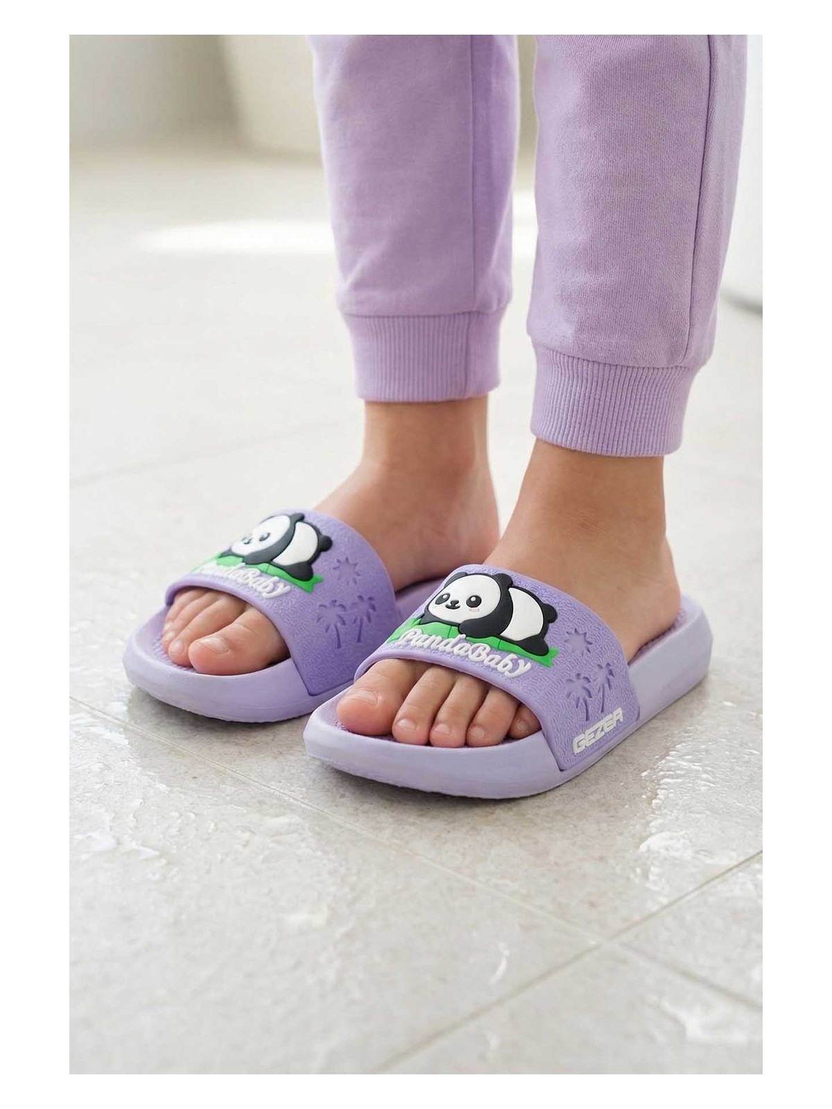 Gezer Panda Yazlık Kız Çocuk PU Islak Zemine Uygun Rahat Taban Ev Bahçe Banyo Havuz Terlik - Görsel 4