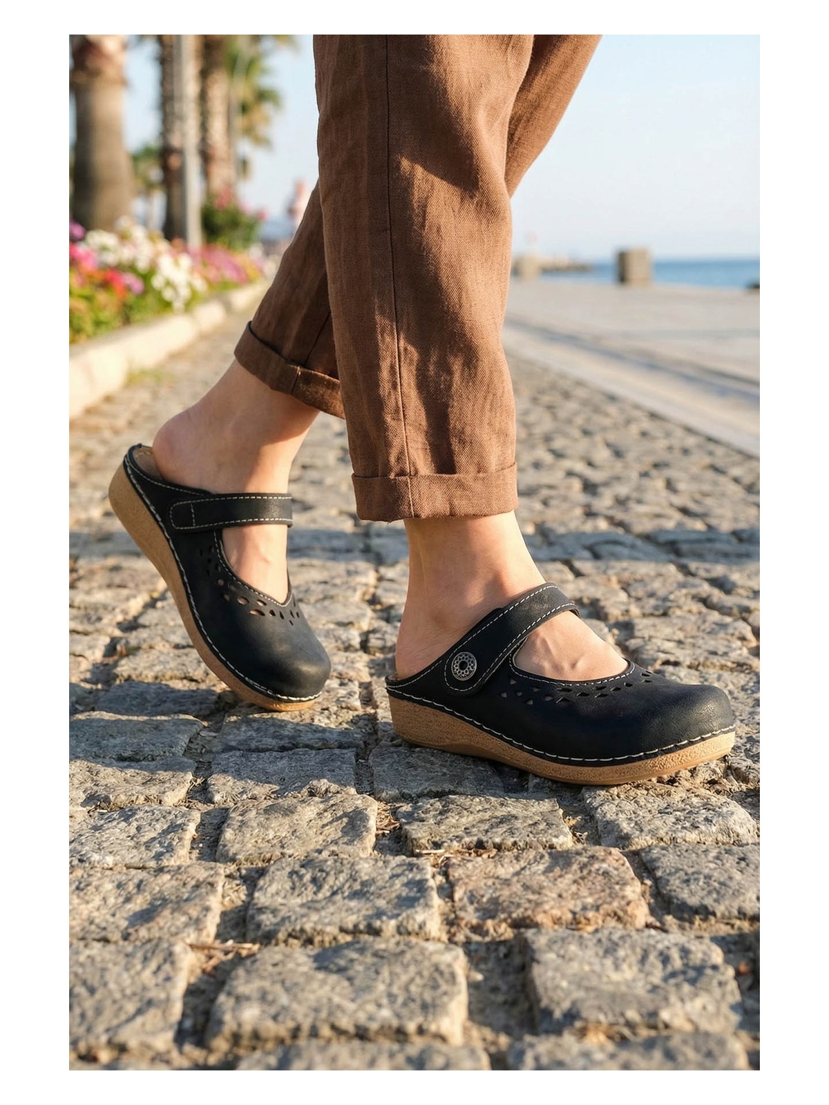 Gezer Yazlık Kadın Iç Tabanı Hakiki Deri Cırt Cırtlı Terlik