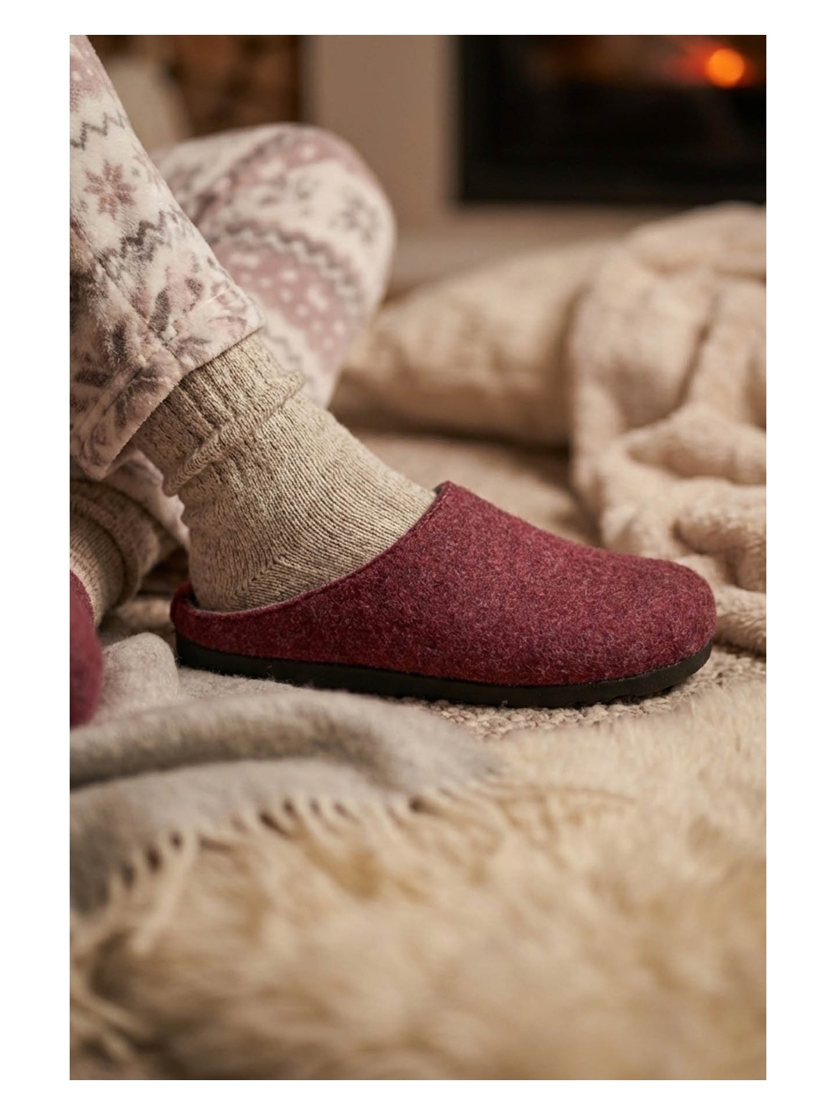 Gezer Kadın Kışlık Keçe Rahat Taban Ev Bahçe Terlik