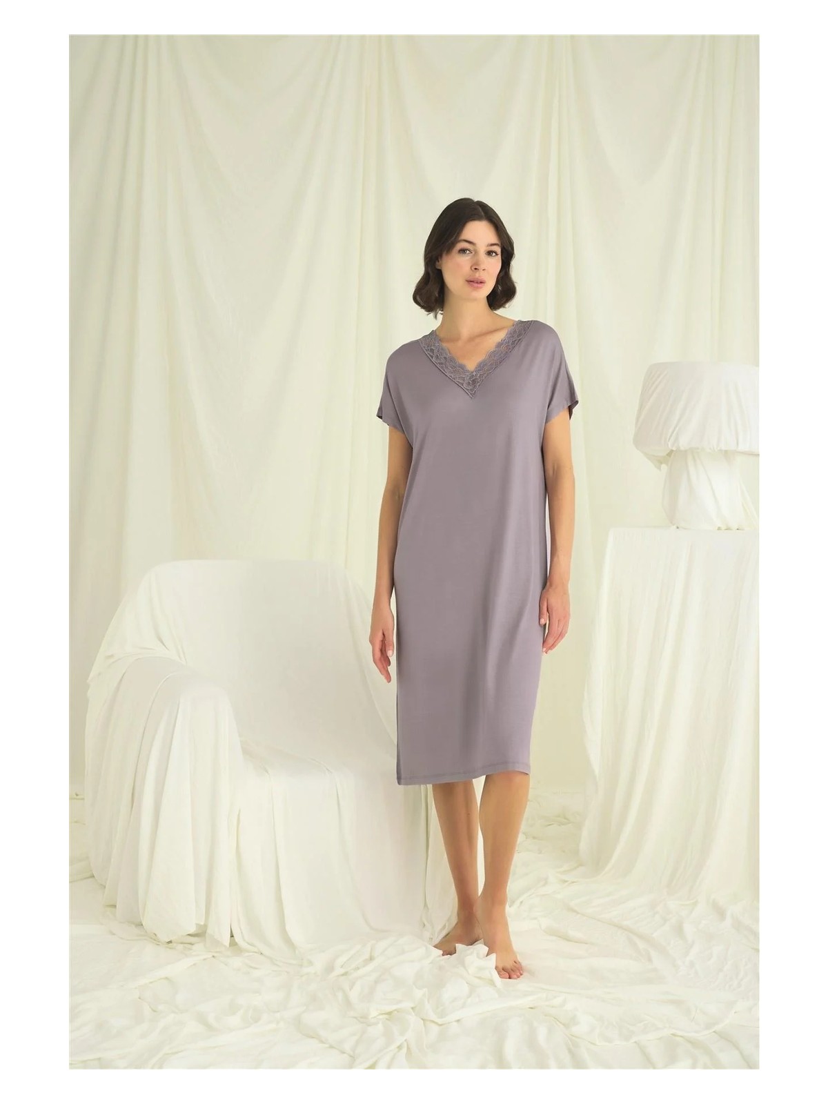 Beruflic Angel Yakası Dantelli Kısa Kollu Gecelik