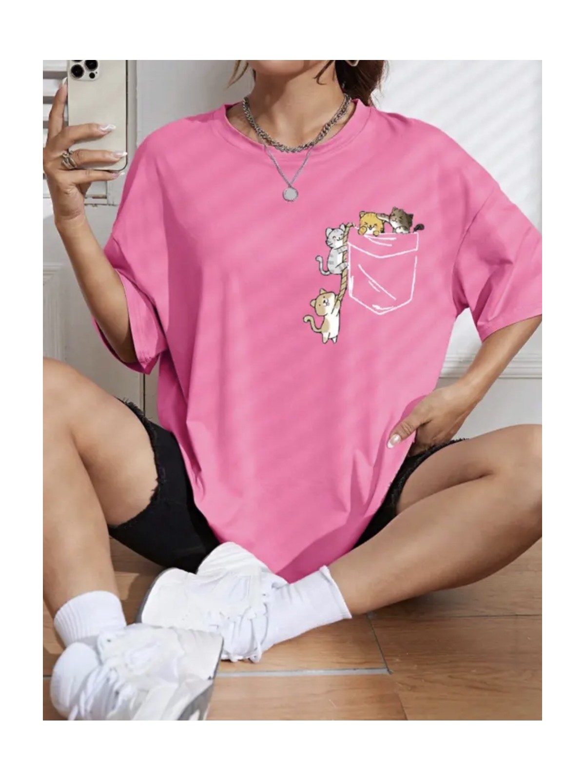 Punix Punıx Büyük Beden Özel Üretim Cepte Kediler Baskılı %100 Pamuk Oversize Modern Battal Kadın T-Shırt