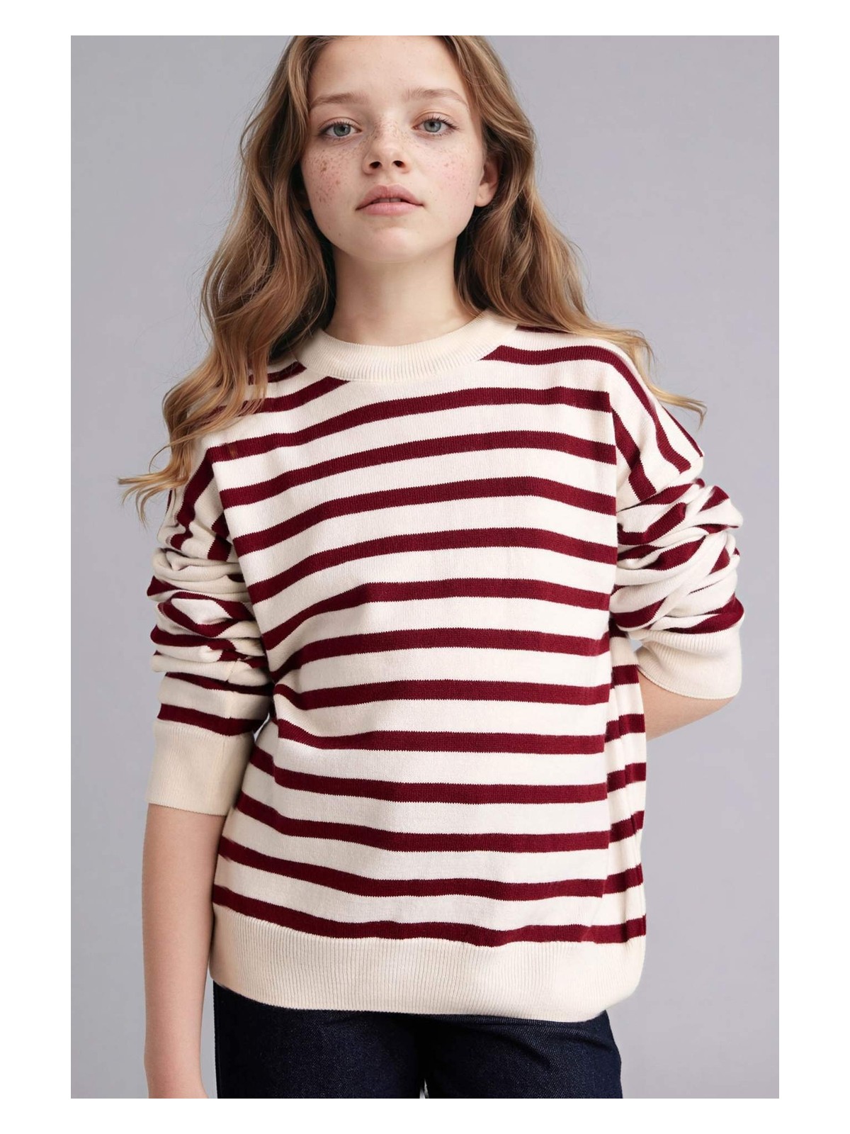 DeFacto Standart Fit Bisiklet Yaka Triko Kazak Kız Çocuk C6903A825AU