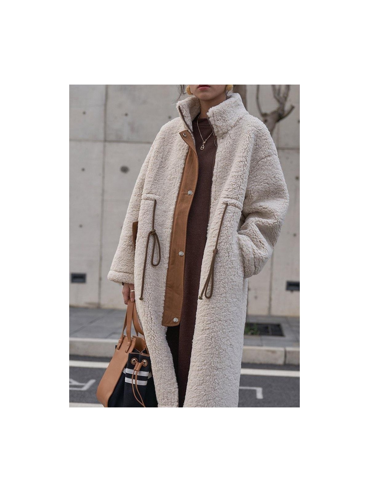 Barbora Kışlık Fermuarlı Tüylü Kadın Ceket Peluş Beli Bağcıklı