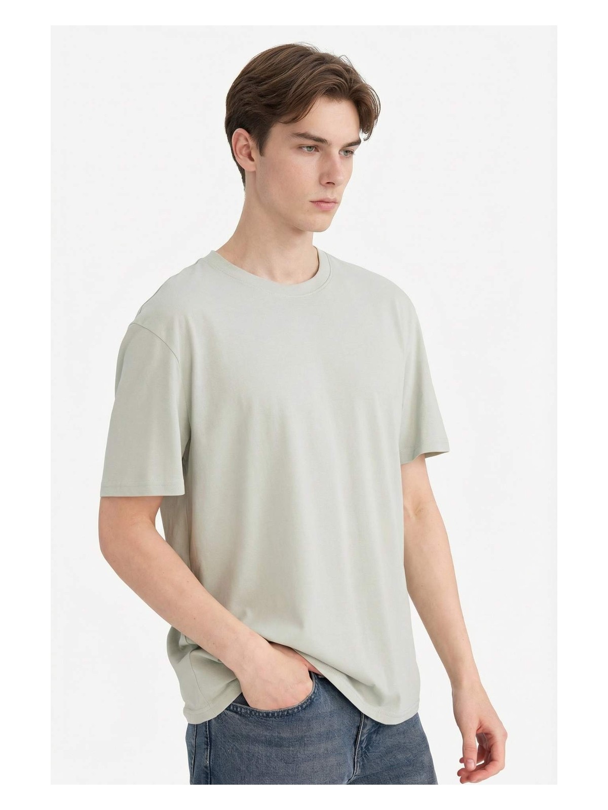 DeFacto New Regular Fit %100 Pamuk Basic Tişört V7699AZ26SP - Görsel 3