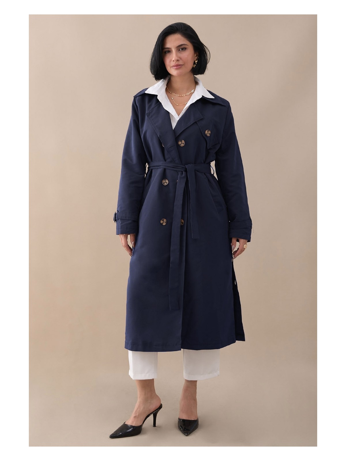 inStyle Çapraz Cep Detaylı Bej Trençkot Keten Kumaş ile Sıcacık ve Şık Kadın Modası - Görsel 5