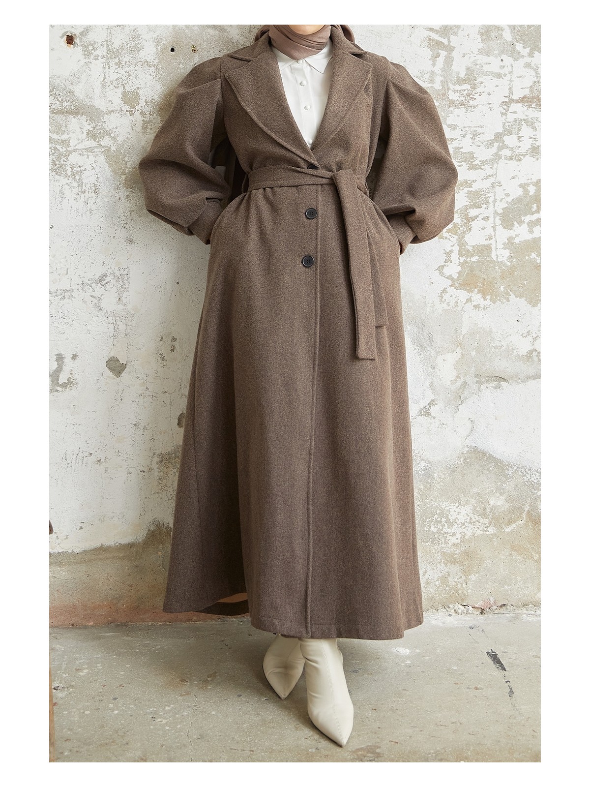 inStyle Diana Balon Kol Kuşaklı Kaşe Kaban Bej Kadınlar İçin Şık ve Rahat Tasarım - Görsel 4