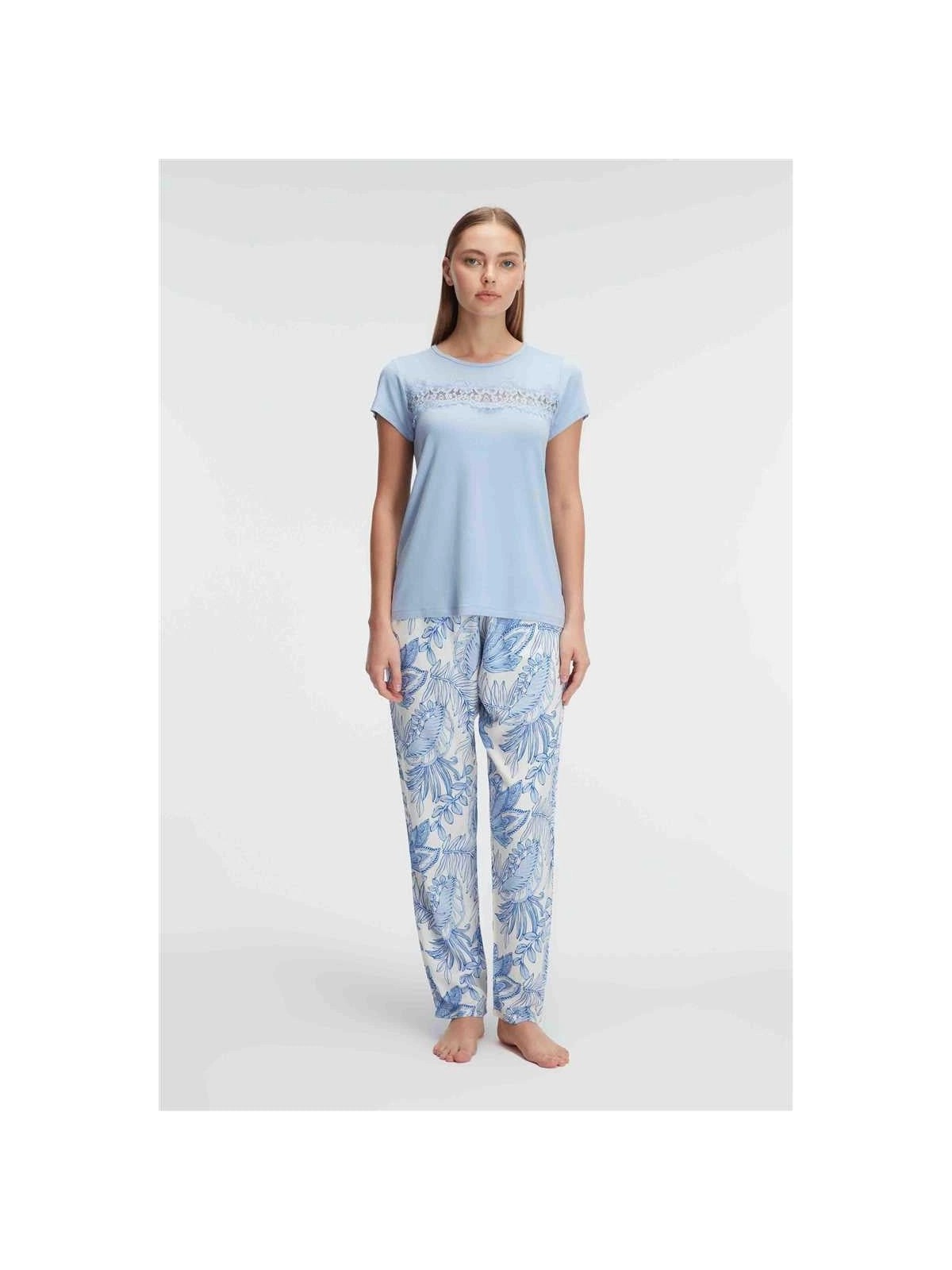 Herşeytrend Kısa Kol Bisiklet Yaka Kadın Viskon Çiçek Desenli Yazlık Örme Dantel Detaylı Pijama Takımı