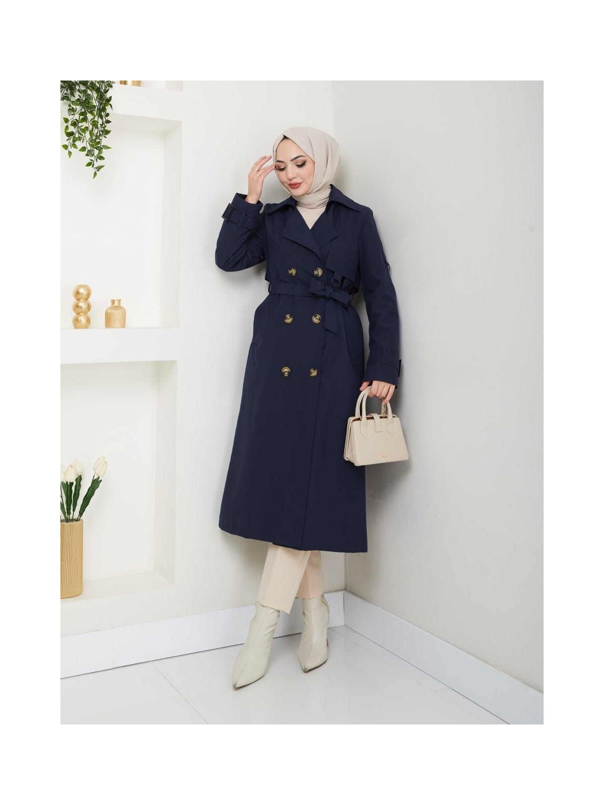 KMK Kombin Kadın Arkası Baskılı Yırtmaçlı Düğmeli Trençkot - Görsel 7