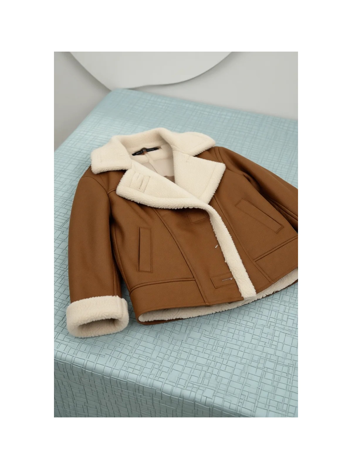 Dolcha Aurelia Kadın Kürklü Rahat Oversize Peluş Siyah Kaban – Şık ve Konforlu - Görsel 3