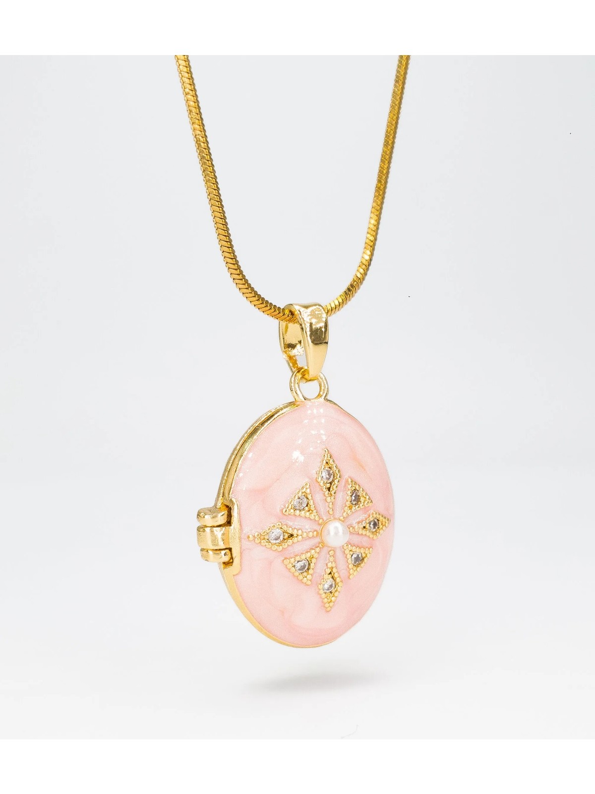 Stella Fortis Mine Detaylı Kapaklı Madalyon Kolye – Altın Renk Yılan Zincir