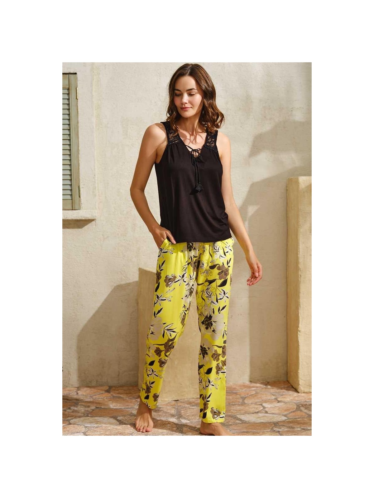 Marsilyan Sıfır Kol V Yaka Viskon Çiçek Desenli Yazlık Uzun Uzun Paçalı Dantel Detaylı Pijama Takım�