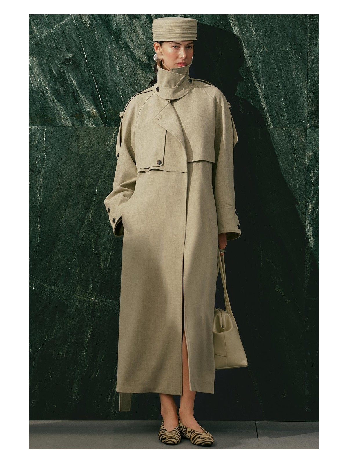 Manuka LIMITED EDITION GENİŞ KOL TRENÇKOT SİYAH - Görsel 3