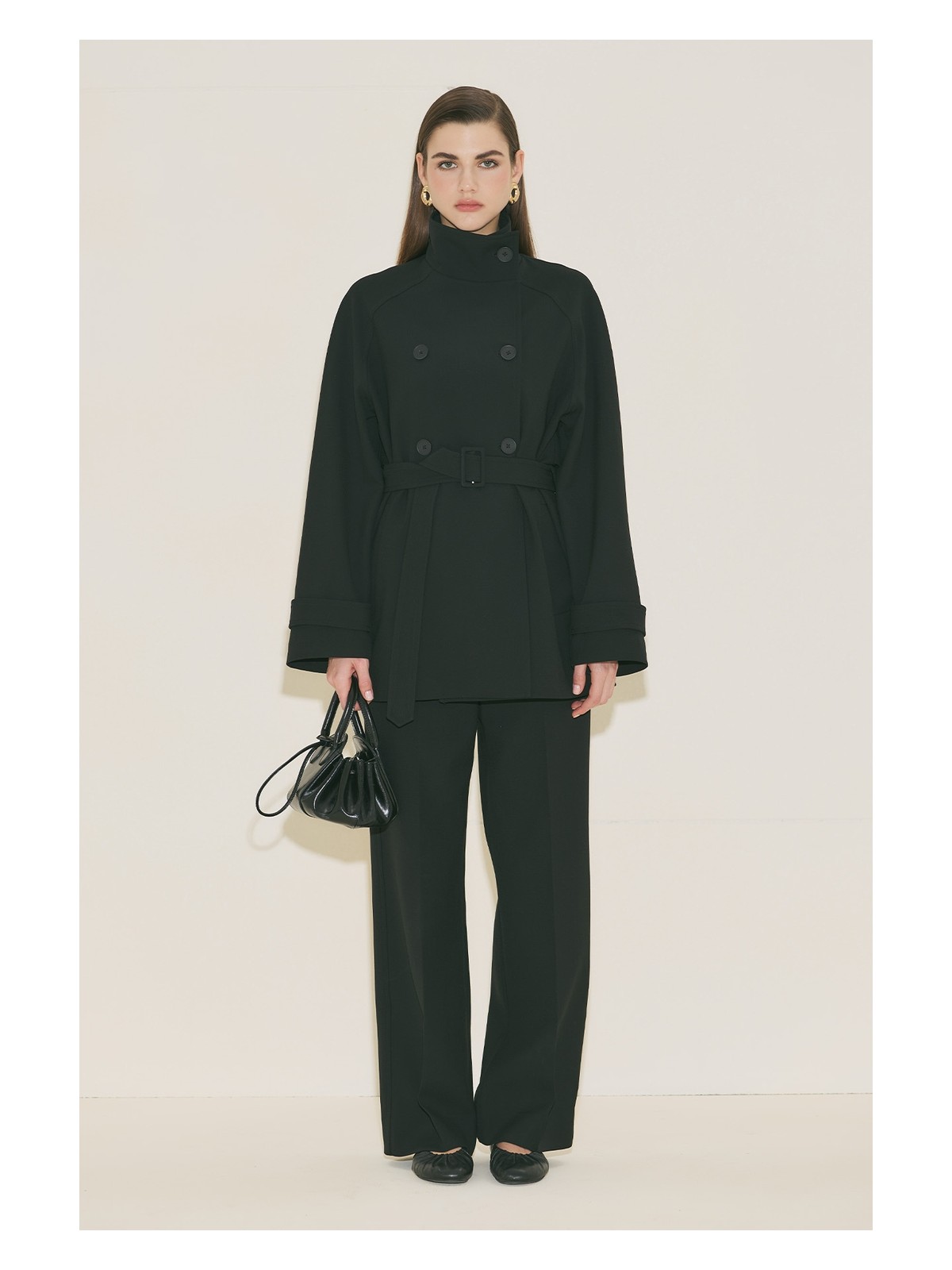 Manuka Yüksek Yaka Kemerli Trençkot Siyah