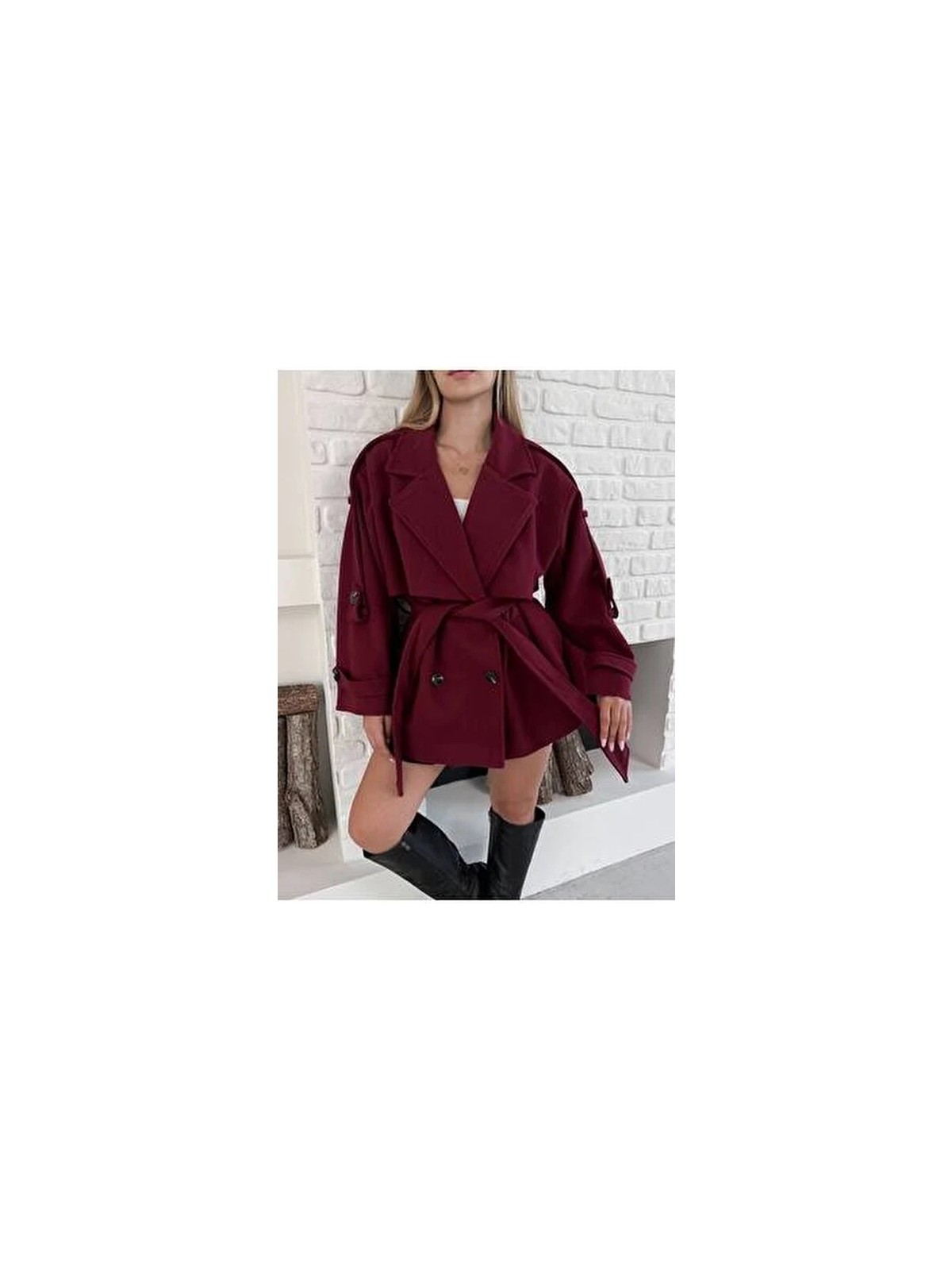 Vess Moda Kadın Bordo Kaşe Düğme ve Kuşak Detaylı Oversize Kısa Kaban Kruvaze Yaka
