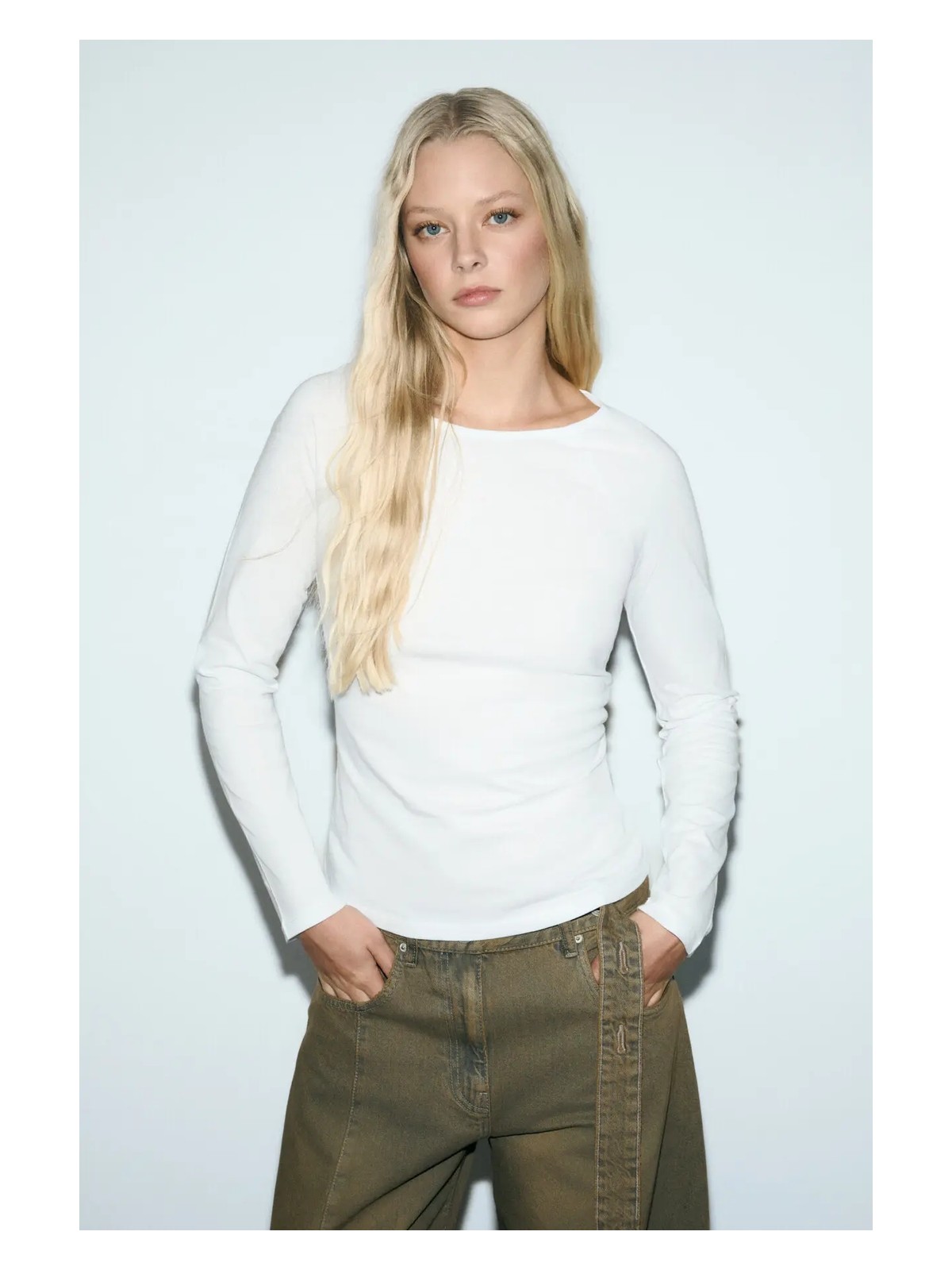 Grimelange Karakola Kadın Organik Pamuklu Kayık Yaka Reglan Kol Slim Fit Beyaz Bluz