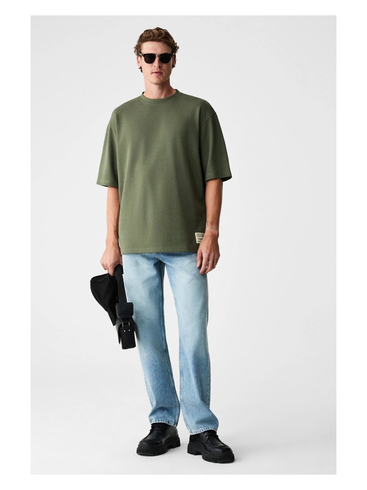 Grimelange Joel Erkek %100 Organik Pamuklu Kalın Kumaşlı Özel Dokulu Etiket Detaylı Oversize Haki T-Shirt