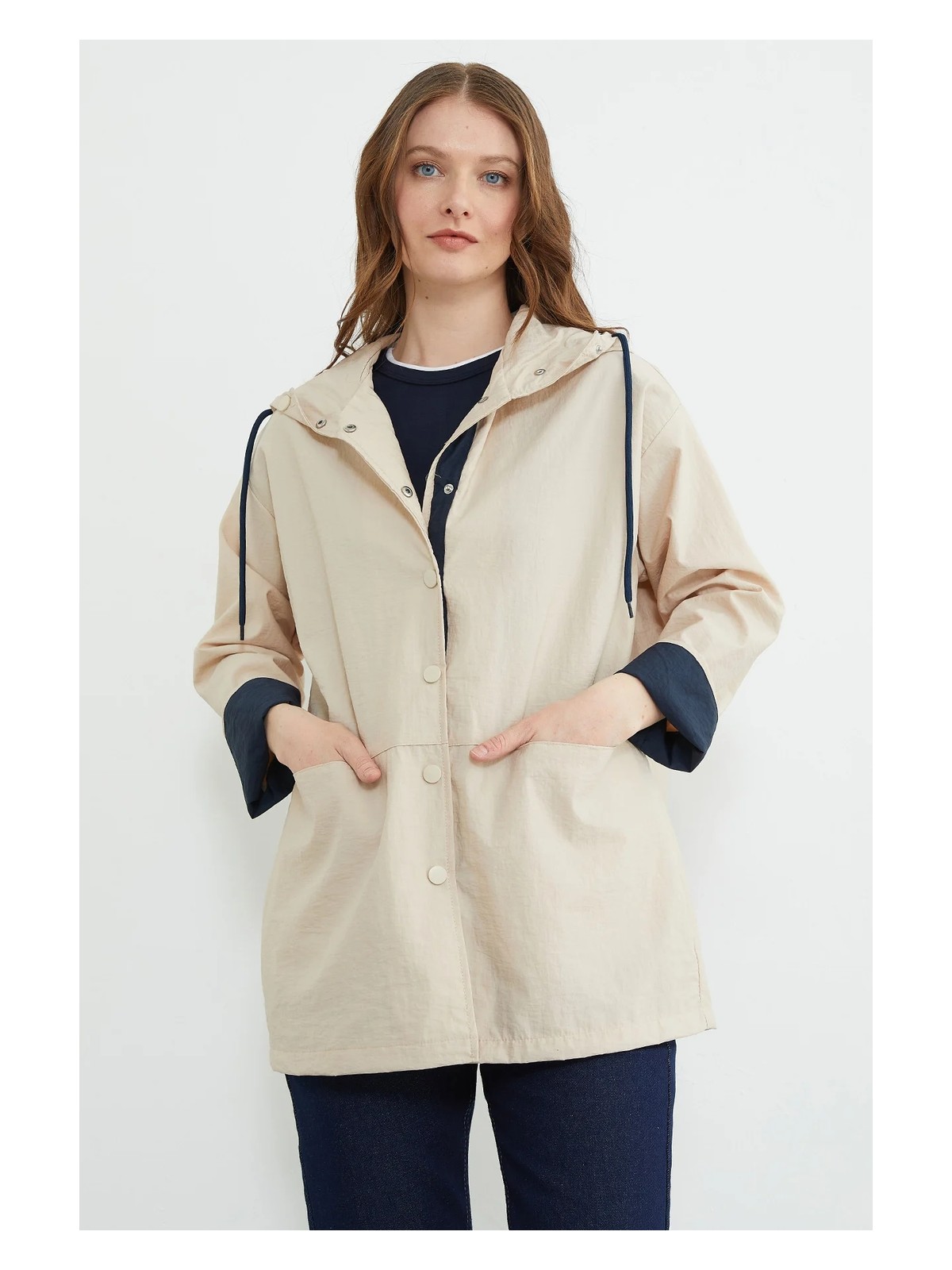 FullaModa Çıtçıtlı Kapüşonlu Paraşüt Kumaş Trençkot - Görsel 4