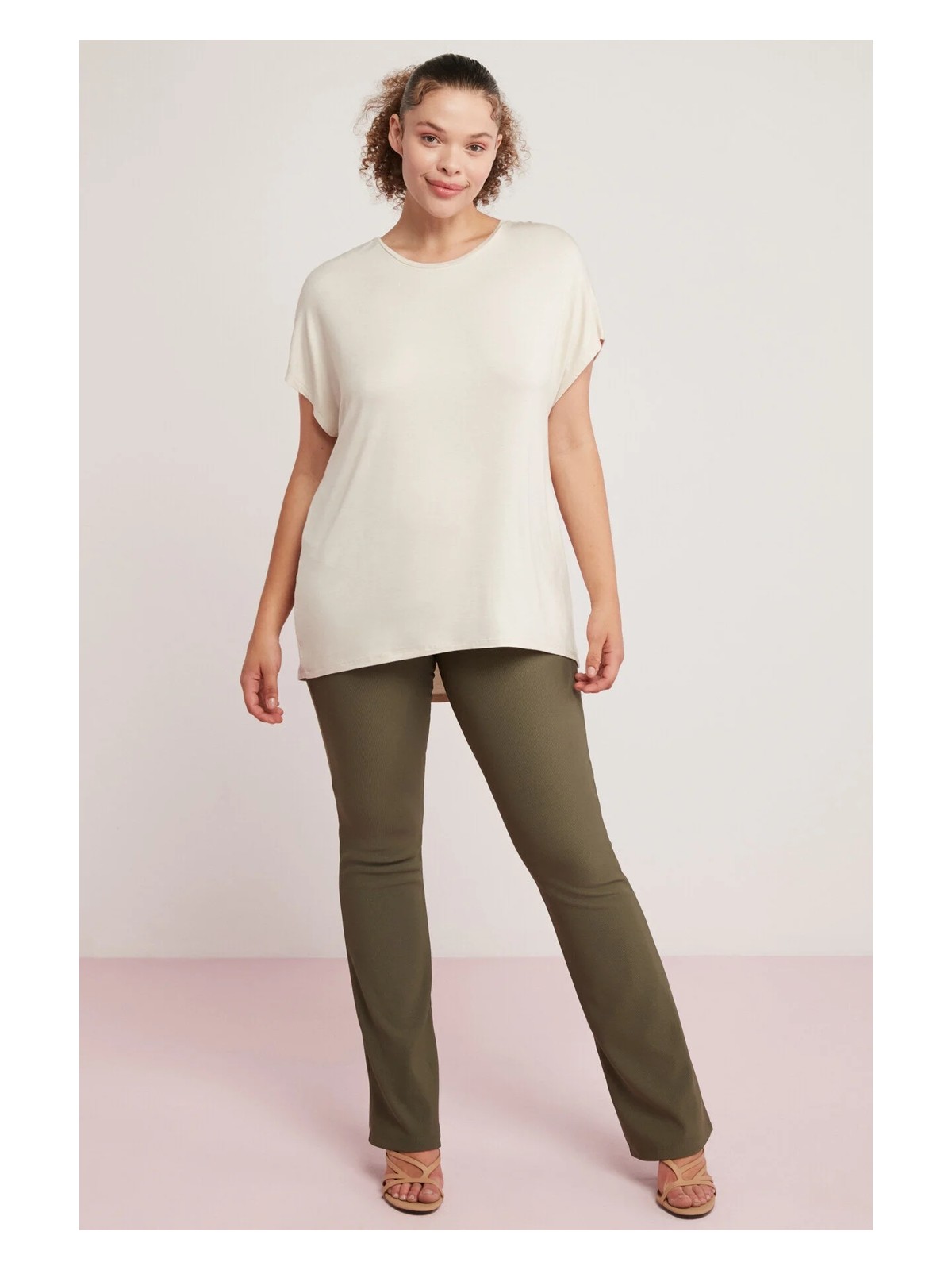 Ethiquet Amanda Kadın Viskon Karışımlı Dökümlü Oversize Bej Büyük Beden T-shirt